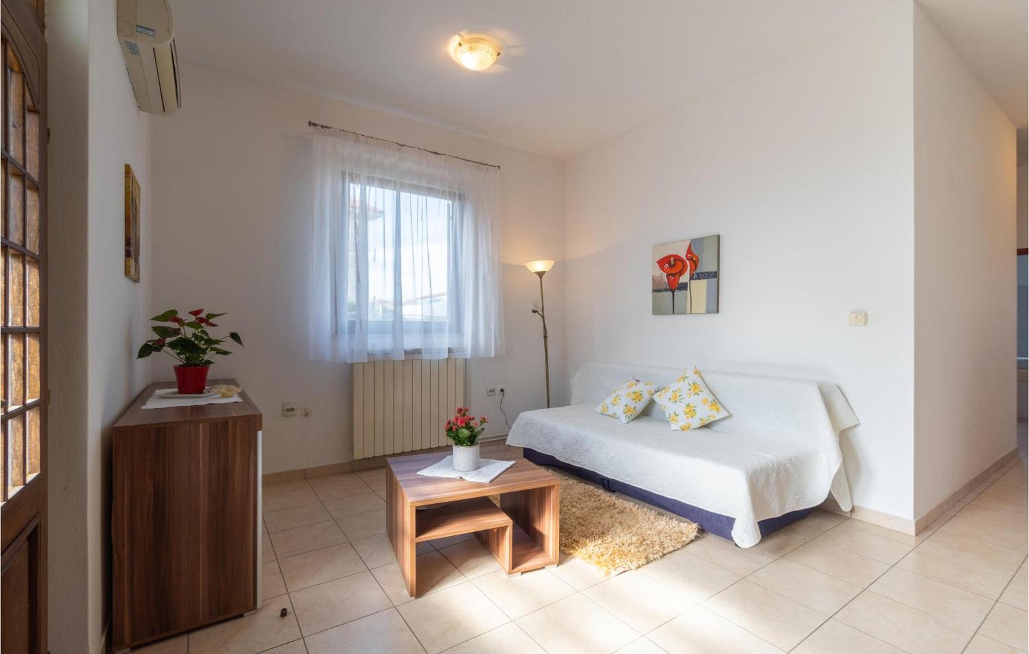 Awesome Apartment In Pula With Wifi Kültér fotó