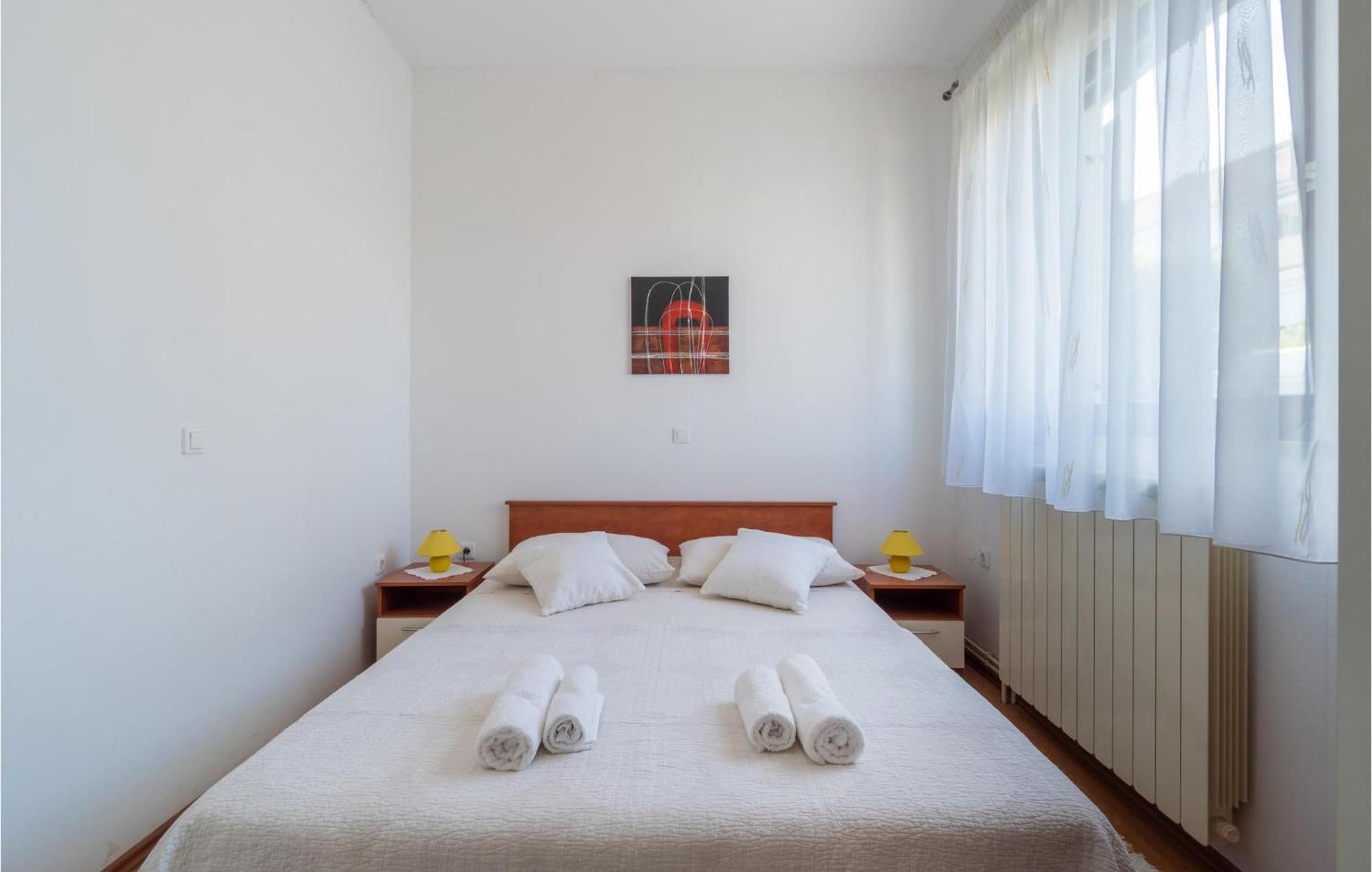 Awesome Apartment In Pula With Wifi Kültér fotó