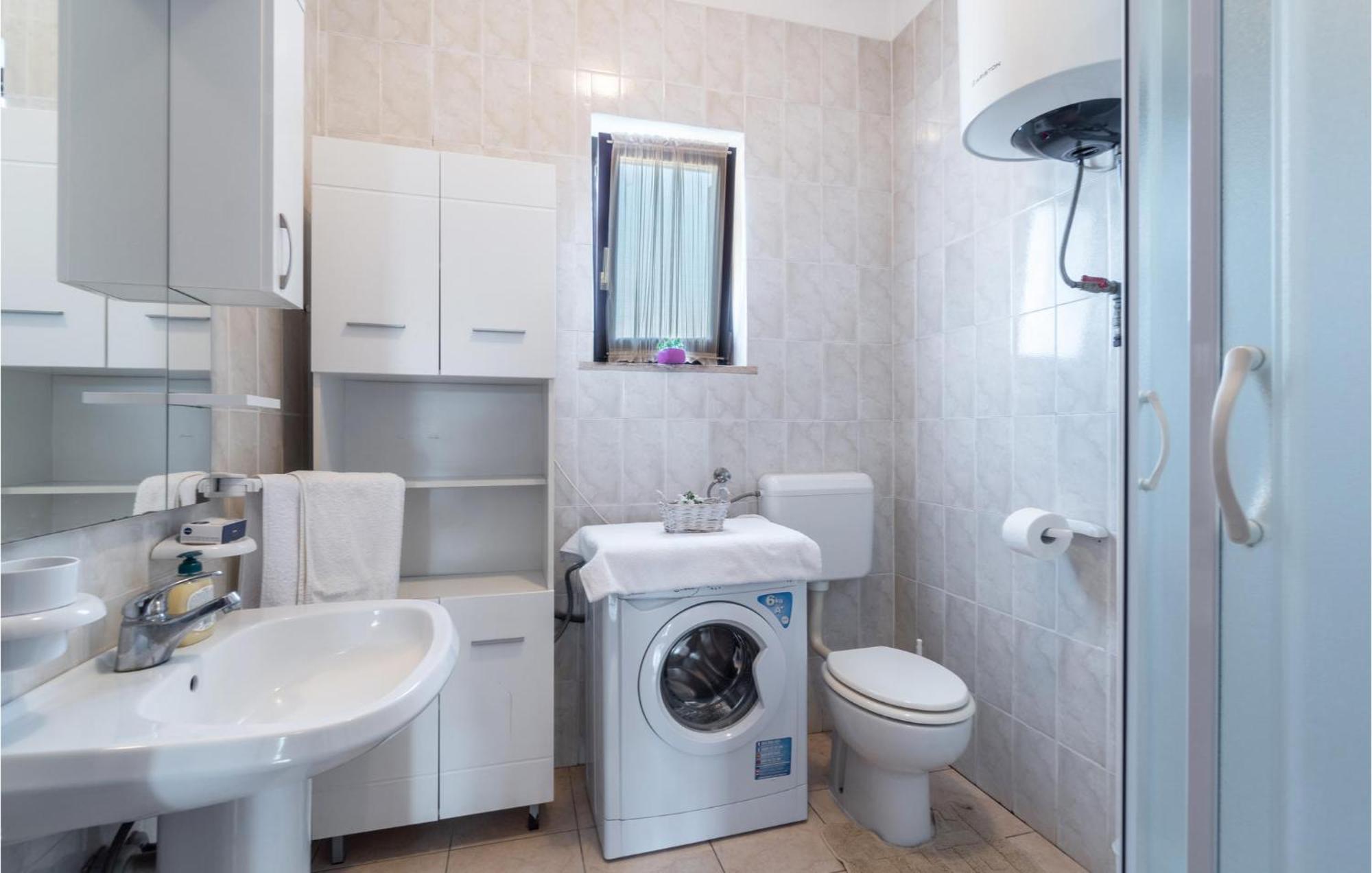 Awesome Apartment In Pula With Wifi Kültér fotó