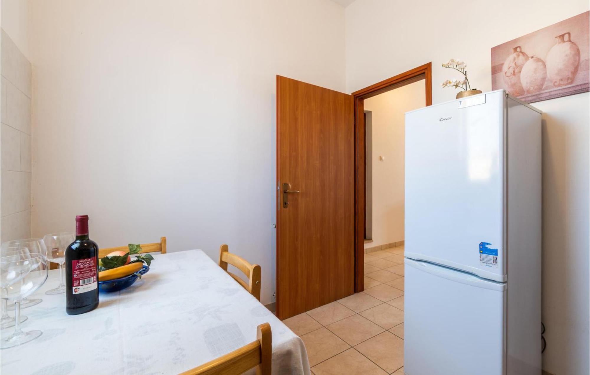 Awesome Apartment In Pula With Wifi Kültér fotó